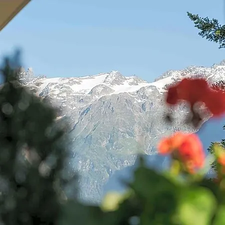 Hundert Boutique Mountainscape Hotel Engelberg